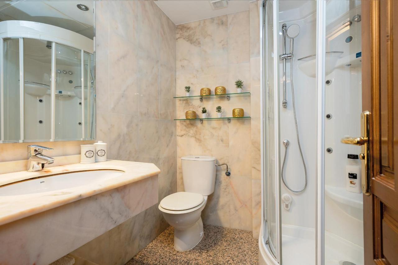 Dreaming Bib Rambla - Free Parking Apartamento Granada Exterior foto